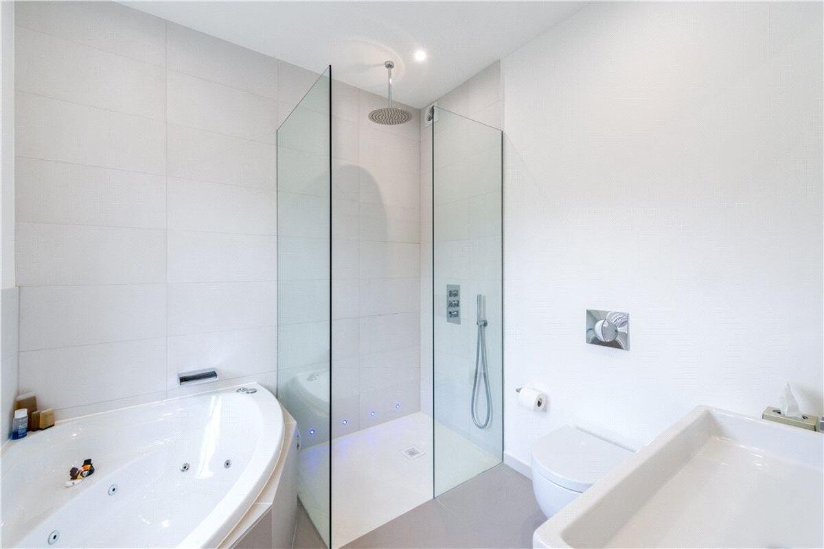 flat to rent in Lanark Road, Little Venice, London, W9 SJQ012076842