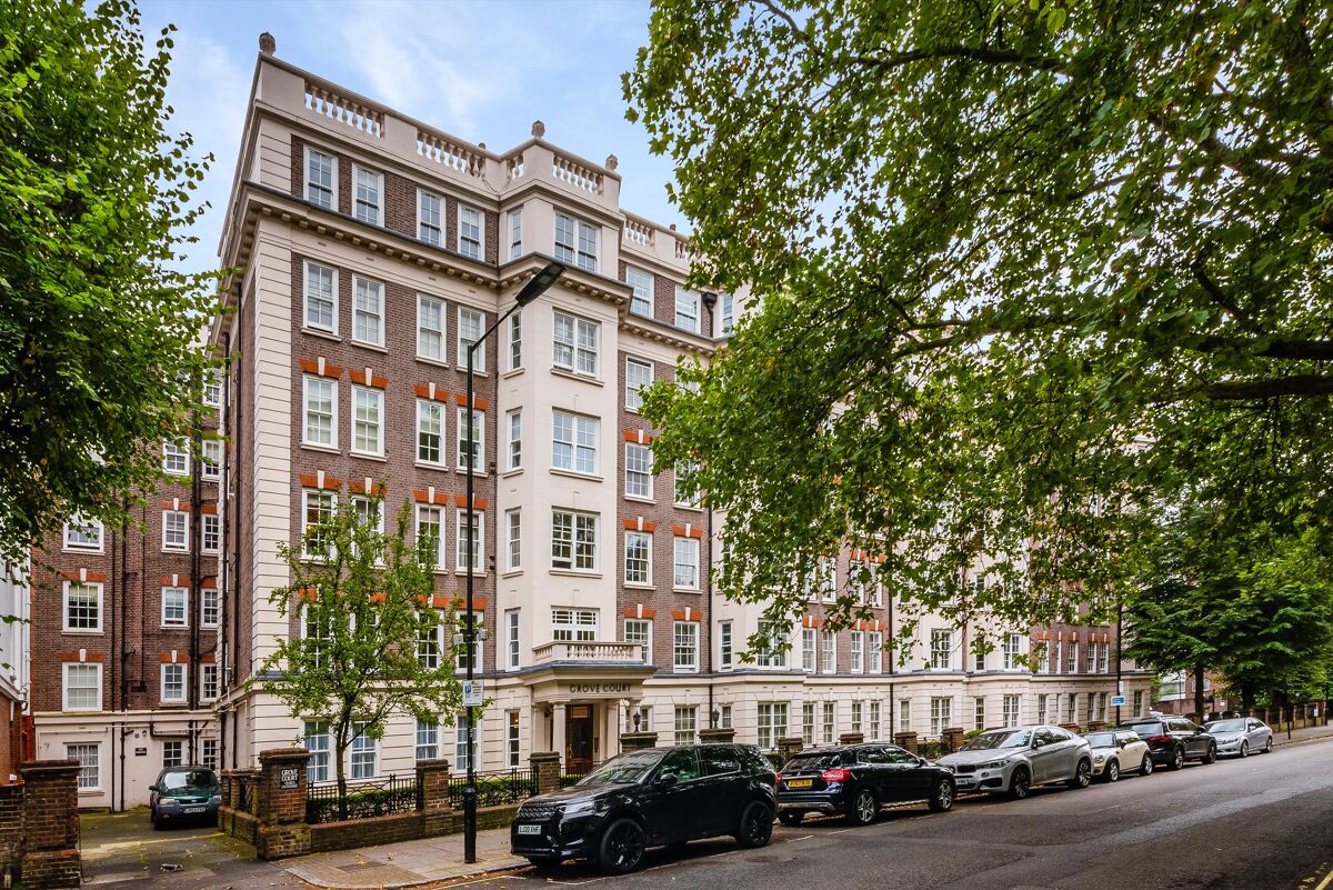flat to rent in Grove Court, 24 Grove End Road, London, NW8