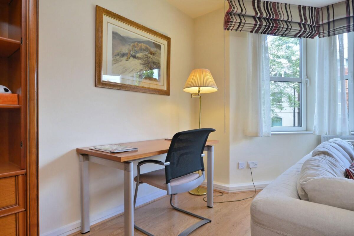 flat to rent in Marlborough Place, St Johns Wood, NW8 SJQ012100775