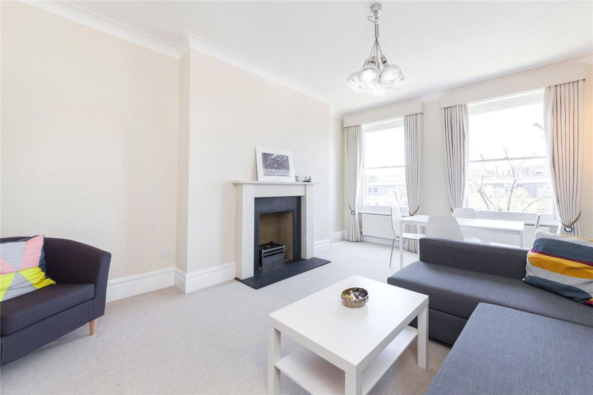 flat to rent in Sandringham Court, Maida Vale, London, W9