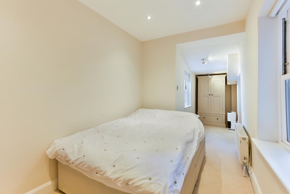flat to rent in Randolph Avenue, London, W9 SJQ012241047 Knight Frank