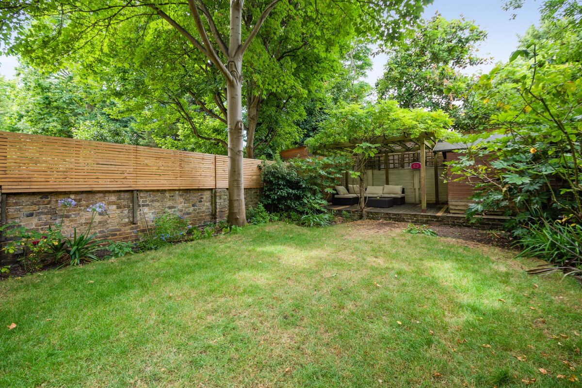 flat to rent in Randolph Avenue, London, W9 SJQ012241047 Knight Frank