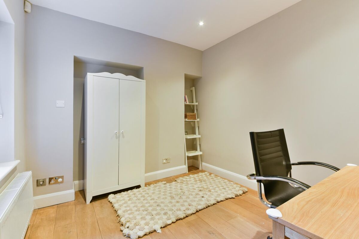 flat to rent in Randolph Avenue, London, W9 SJQ012241047 Knight Frank