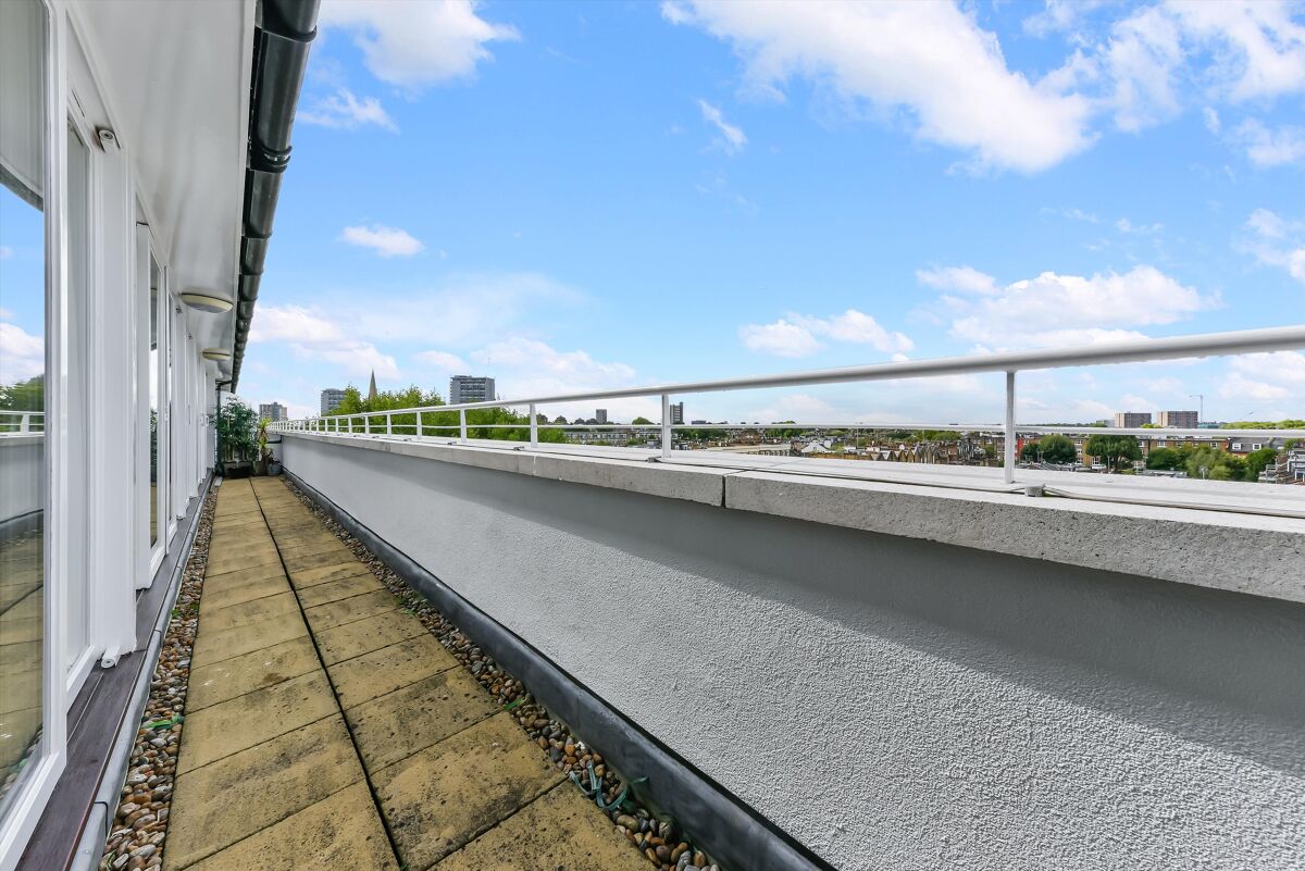 flat to rent in Warrington Gardens, London, W9 SJQ012260376 Knight