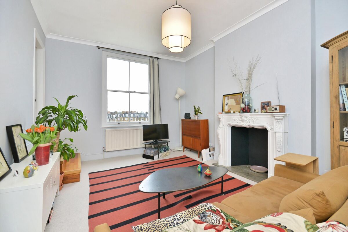 flat to rent in Warrington Crescent, Little Venice, London, W9