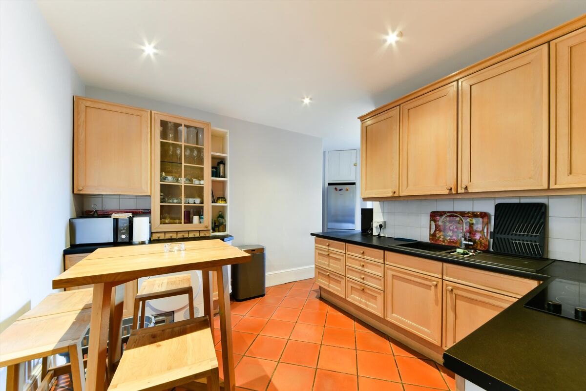 flat to rent in Clive Court, Maida Vale, London, W9 SJQ012279005