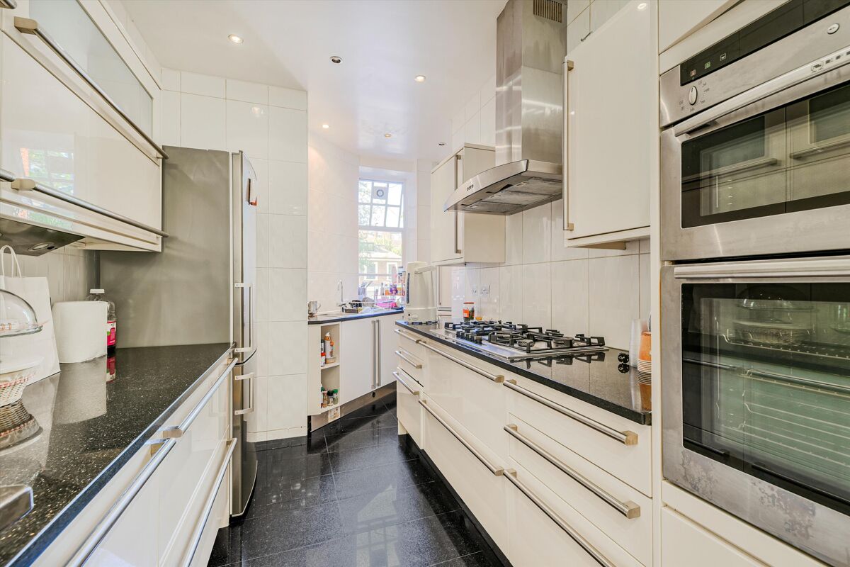 flat to rent in Clive Court, Maida Vale, London, W9 SJQ012315533