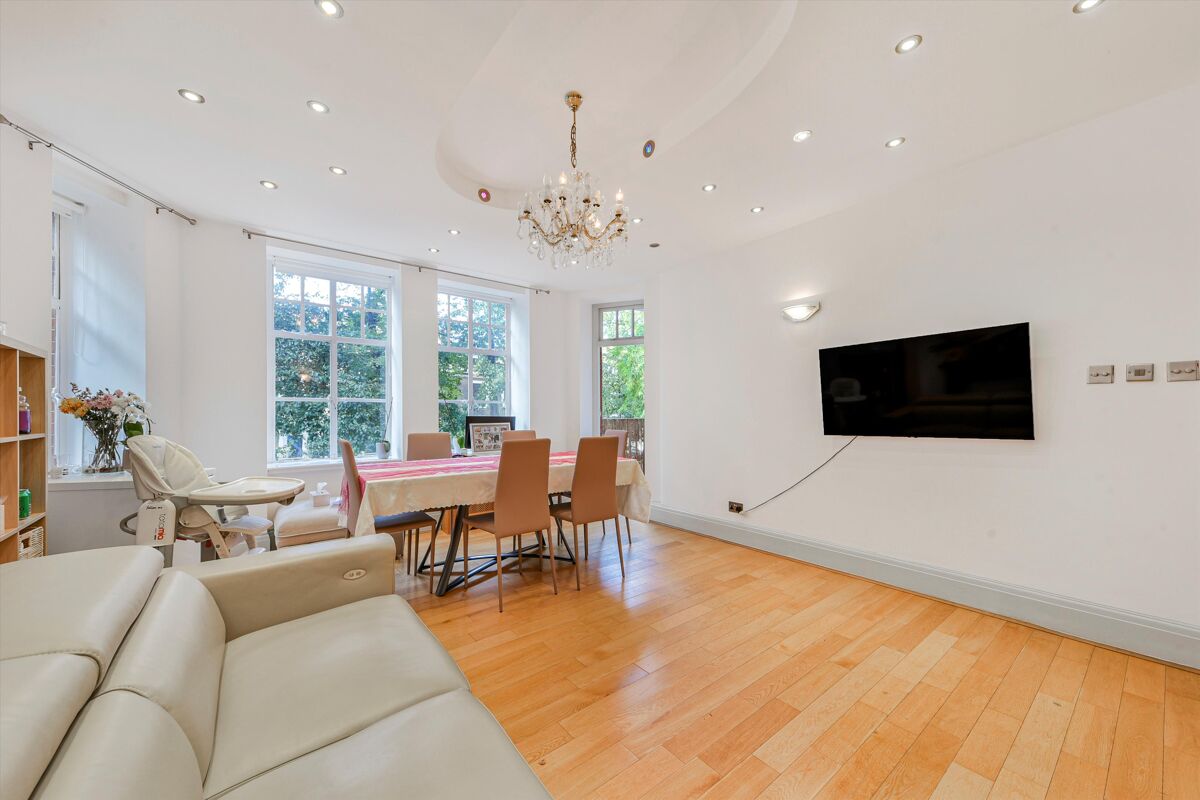 flat to rent in Clive Court, Maida Vale, London, W9 SJQ012315533