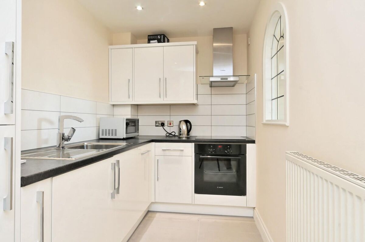 flat to rent in Elizabeth Court, Palgrave Gardens, Regents Park, NW1