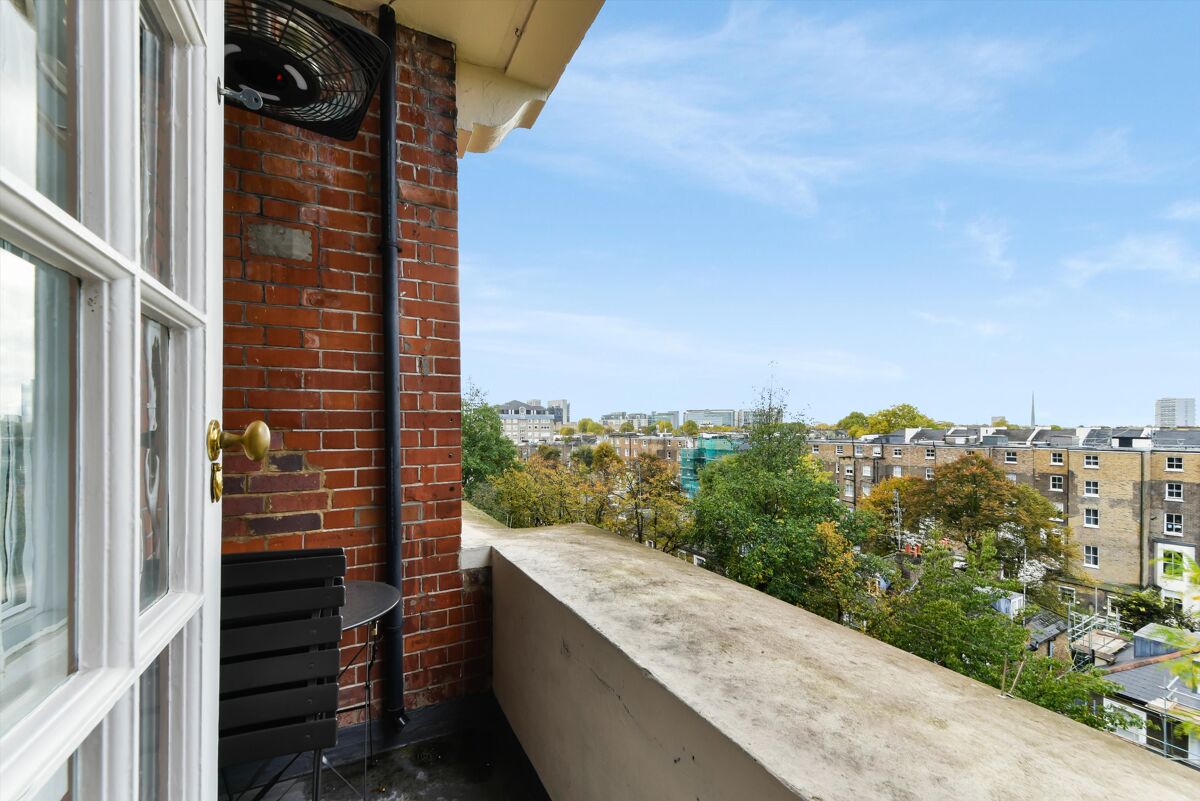 flat to rent in Clive Court, Maida Vale, London, W9 SJQ012372193