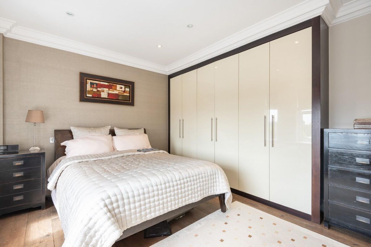 flat to rent in Wellington Court, Wellington Road, St John's Wood