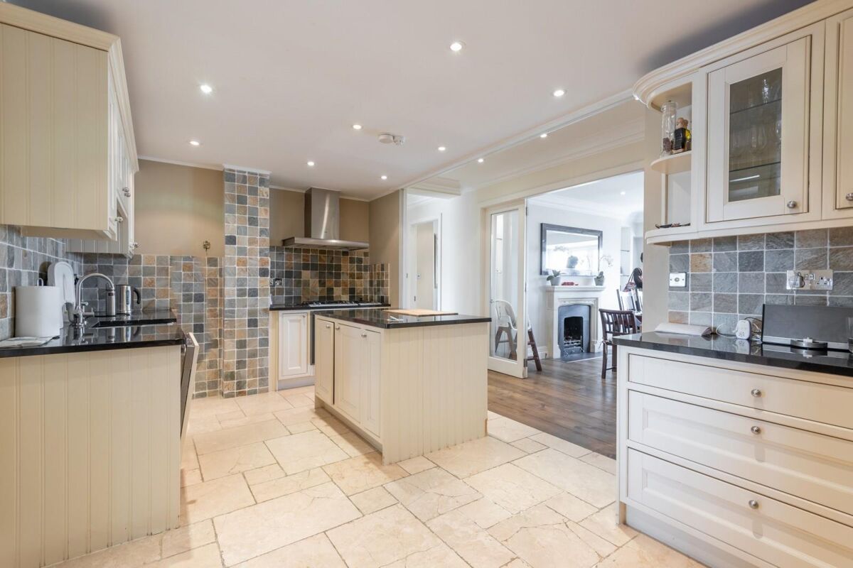 flat to rent in Wellington Court, Wellington Road, St John's Wood