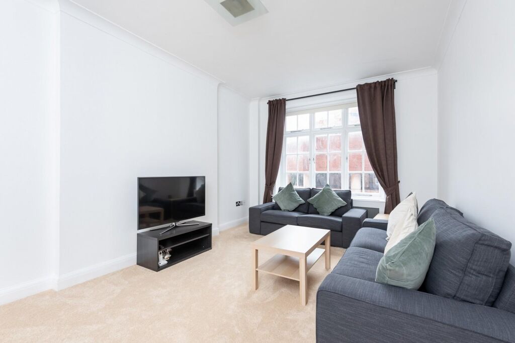Image of St John's Wood Road, London, NW8