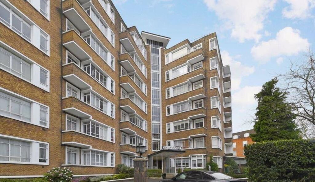 Image of Prince Albert Road, London NW8