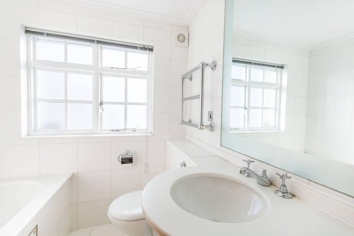 flat to rent in Warwick Avenue, Little Venice, London, W9 SJQ317441