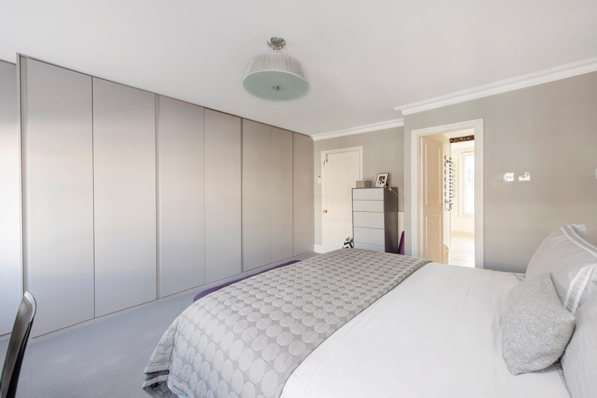 house for sale in Abbey Gardens, London, NW8 SJW012032352 Knight Frank