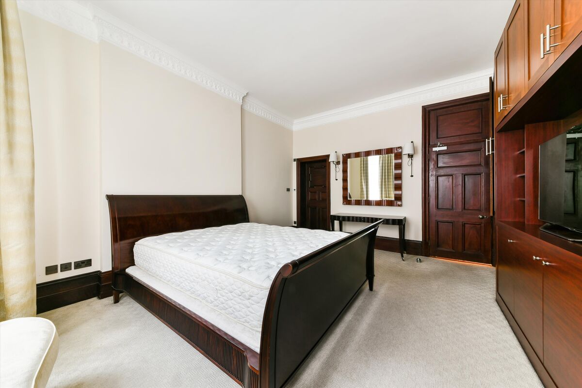 flat for sale in Marylebone Road, London, NW1 SJW012053507 Knight Frank