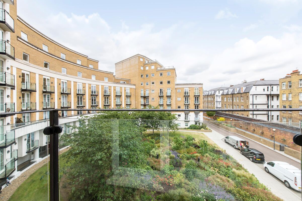 flat for sale in Alberts Court, 2 Palgrave Gardens, London, NW1 SJW012055945 Knight Frank flat for sale in Alberts Court, 2 Palgrave Gardens, London, NW1 SJW012055945 Knight Frank