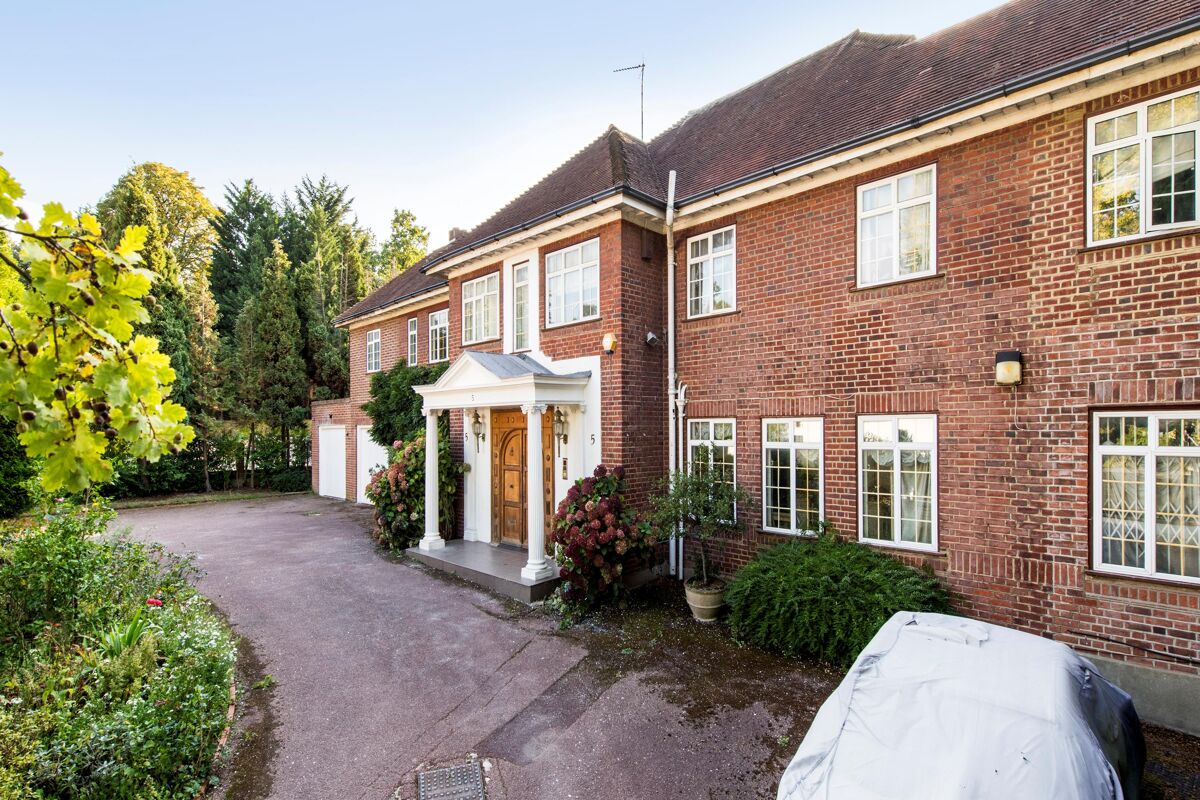 house for sale in White Lodge Close, The Avenue, Hampstead