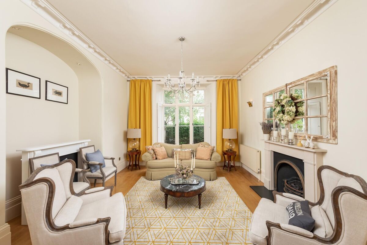 house for sale in Clifton Hill St. Johns Wood London 