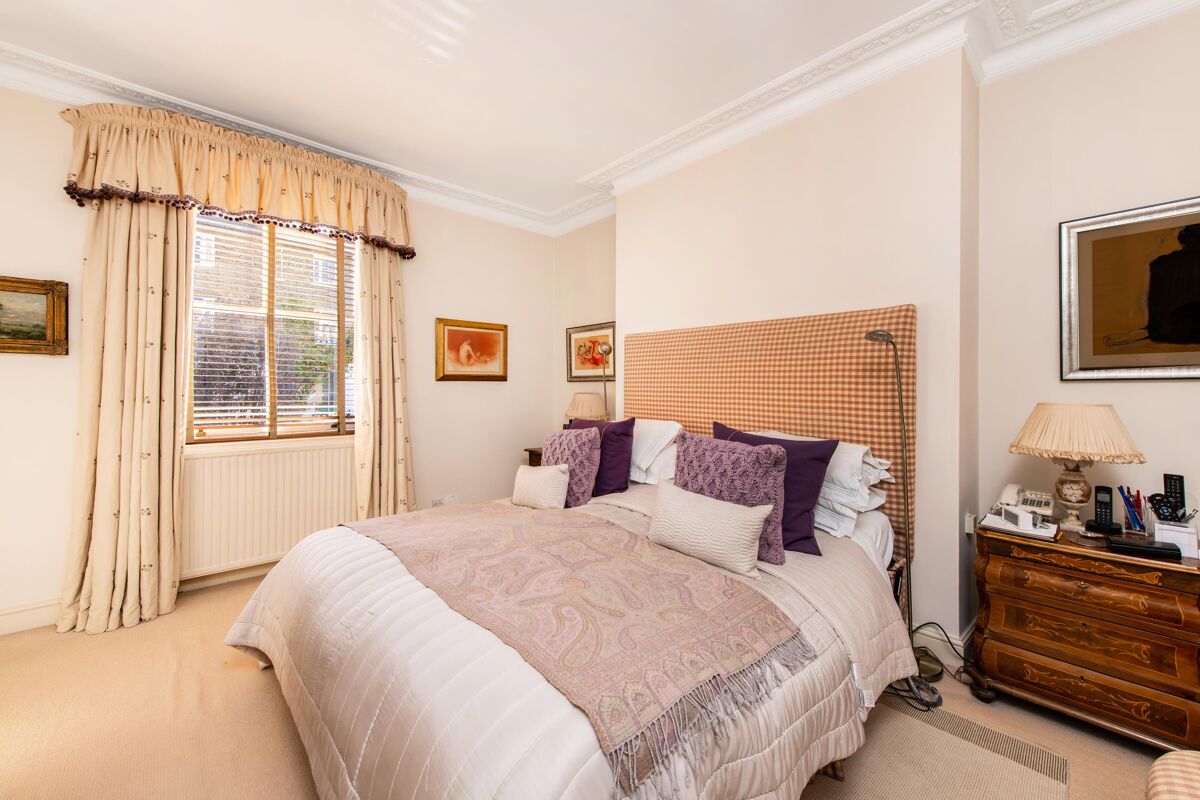 house for sale in Hill Road, London, NW8 SJW012112805 Knight Frank