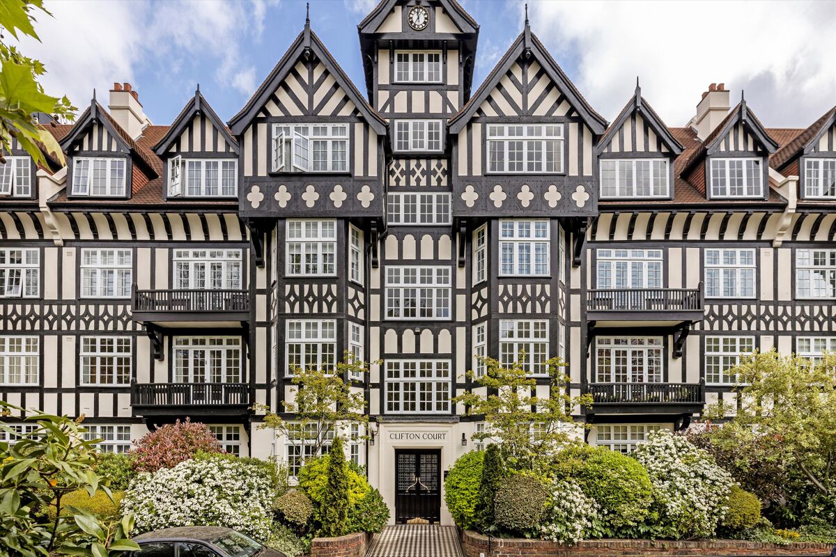 flat for sale in Clifton Court, Northwick Terrace, London, NW8