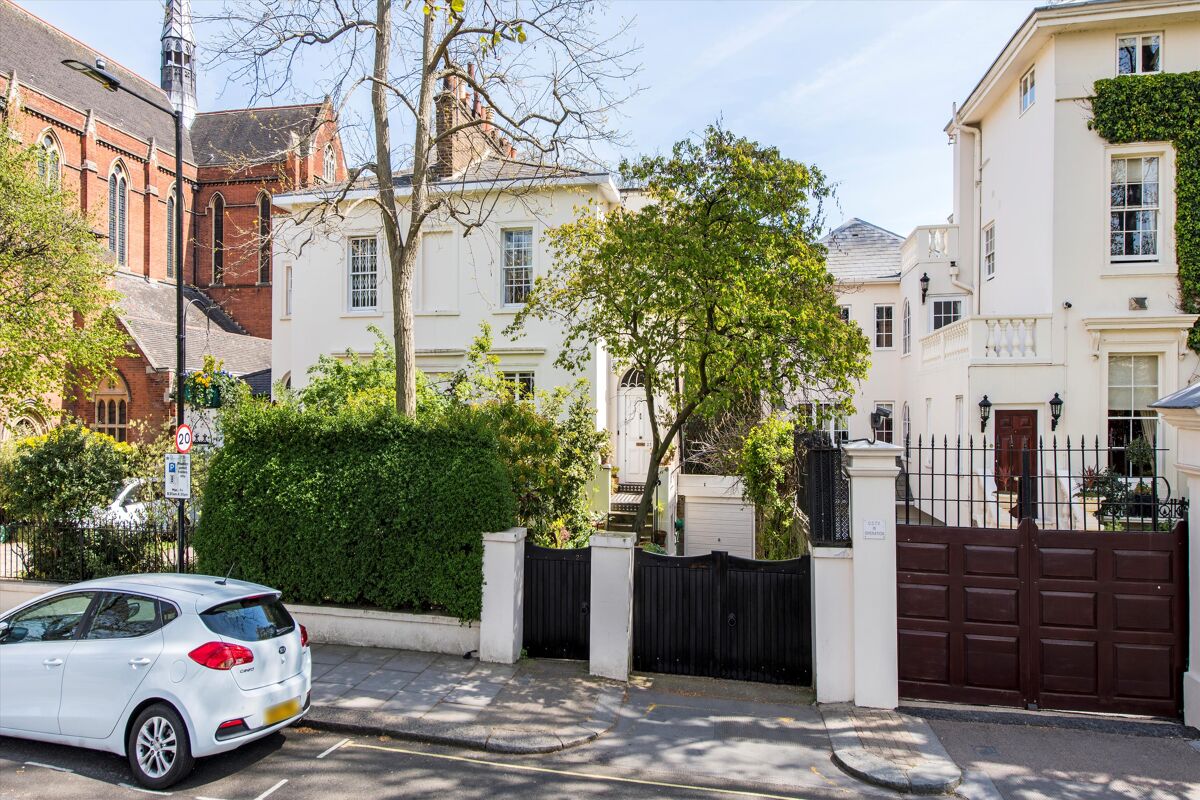 House for sale in Maida Avenue, London, W2 SJW012171756 Knight Frank