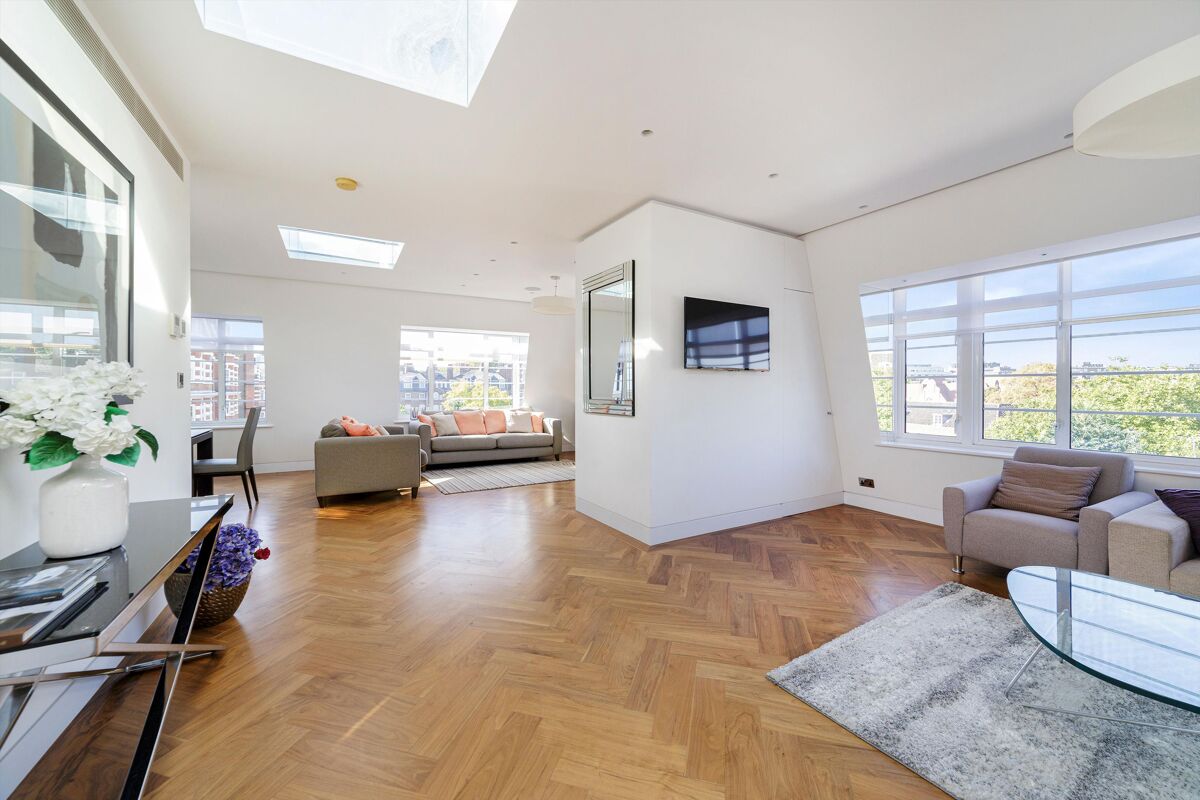 flat for sale in North Gate, Prince Albert Road, St John's Wood, London
