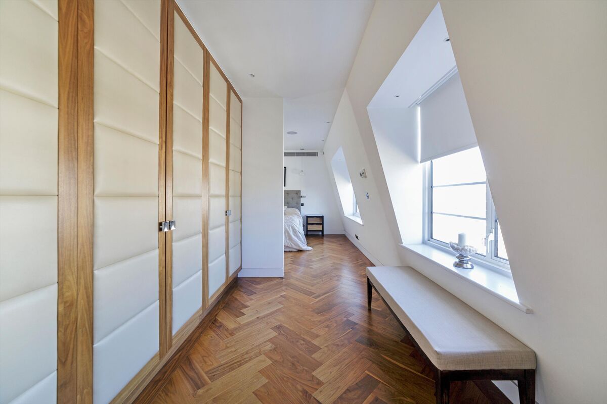flat for sale in North Gate, Prince Albert Road, St John's Wood, London