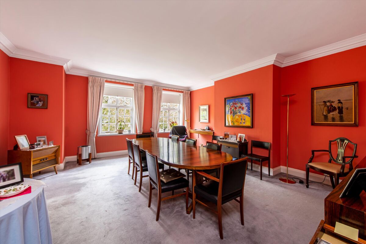 flat for sale in Hanover House, St. Johns Wood High Street, London, NW8