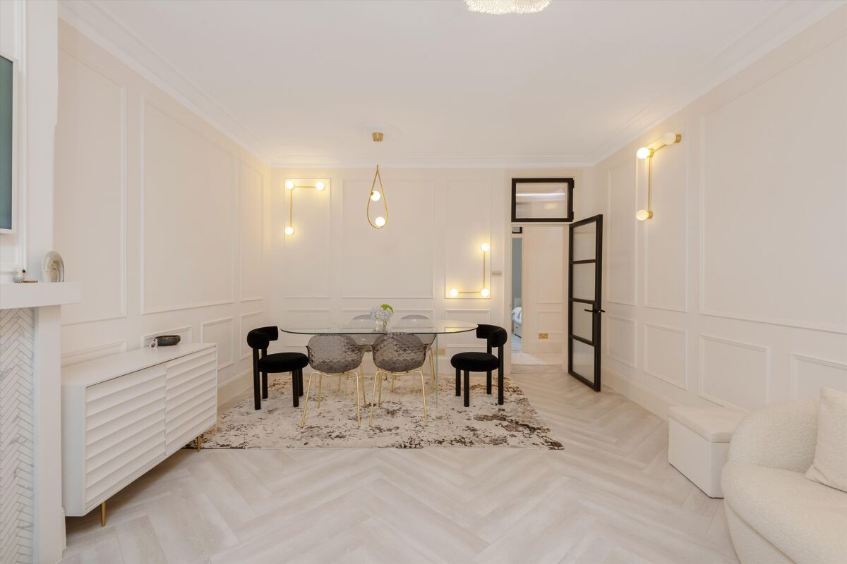 flat for sale in St John's Wood Court, St John's Wood Road NW8