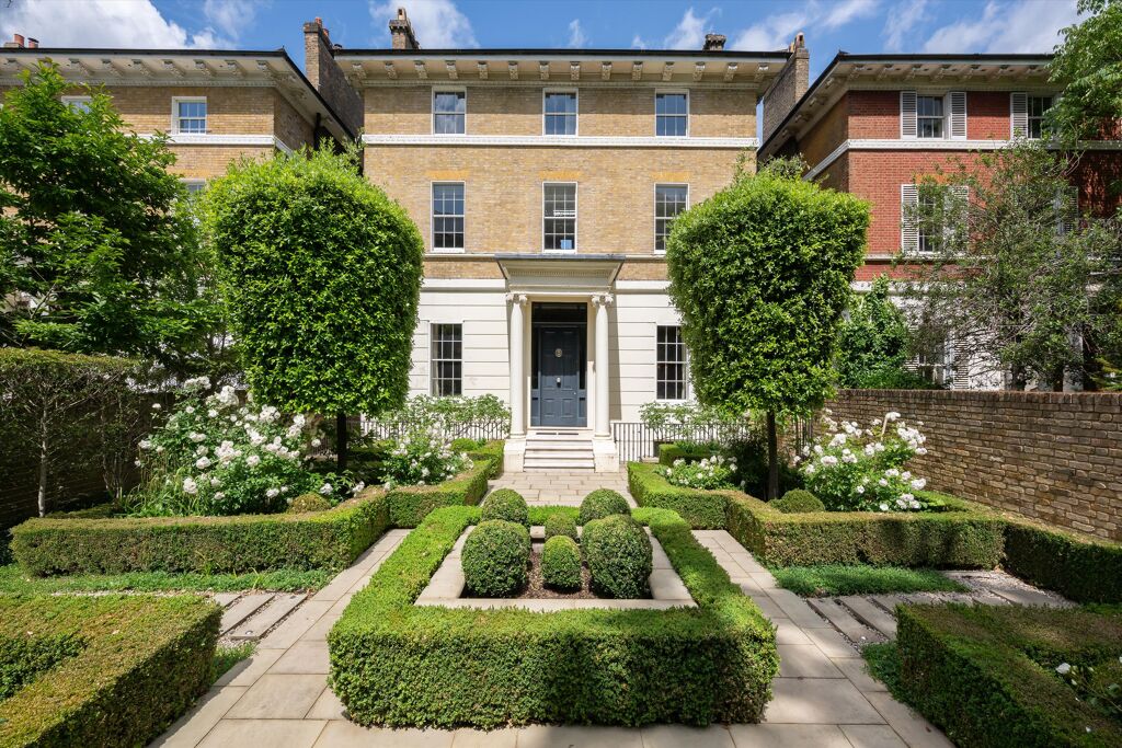 Image of Cavendish Close, St Johns Wood, London, NW8