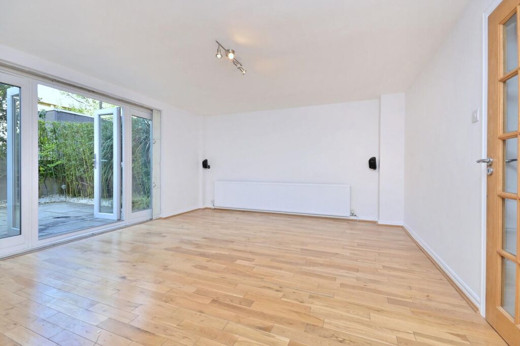 Image of Marlborough Hill, St John's Wood NW8