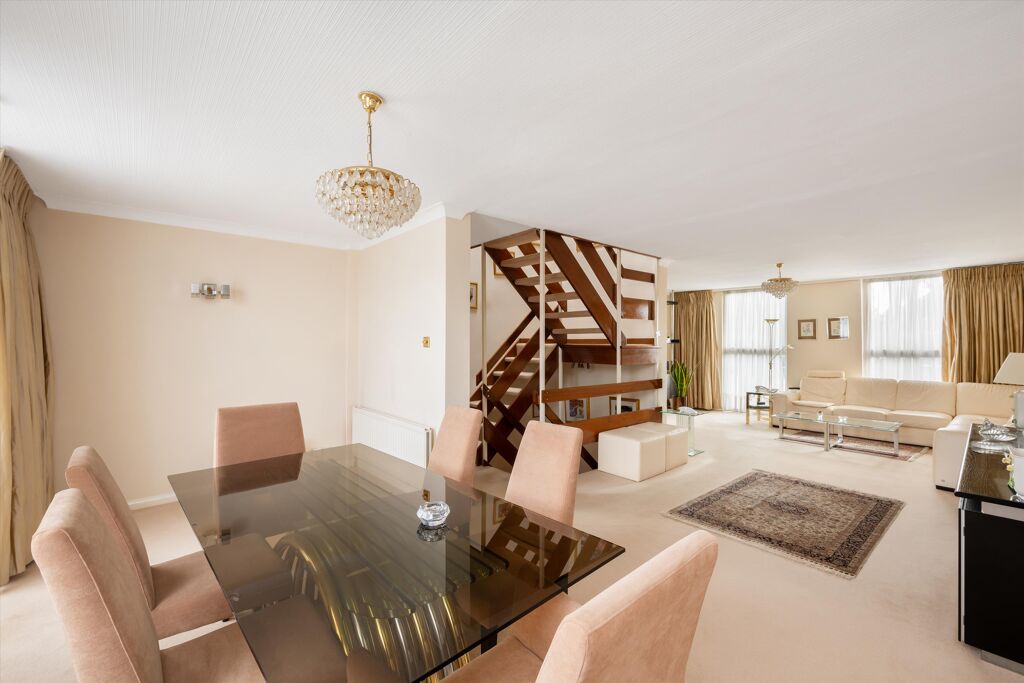 Image of Huson Close, London, NW3