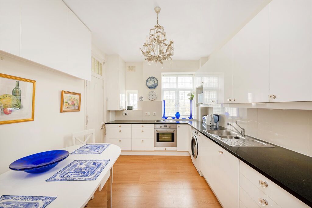 Image of Clifton Court, Northwick Terrace, St John's Wood NW8