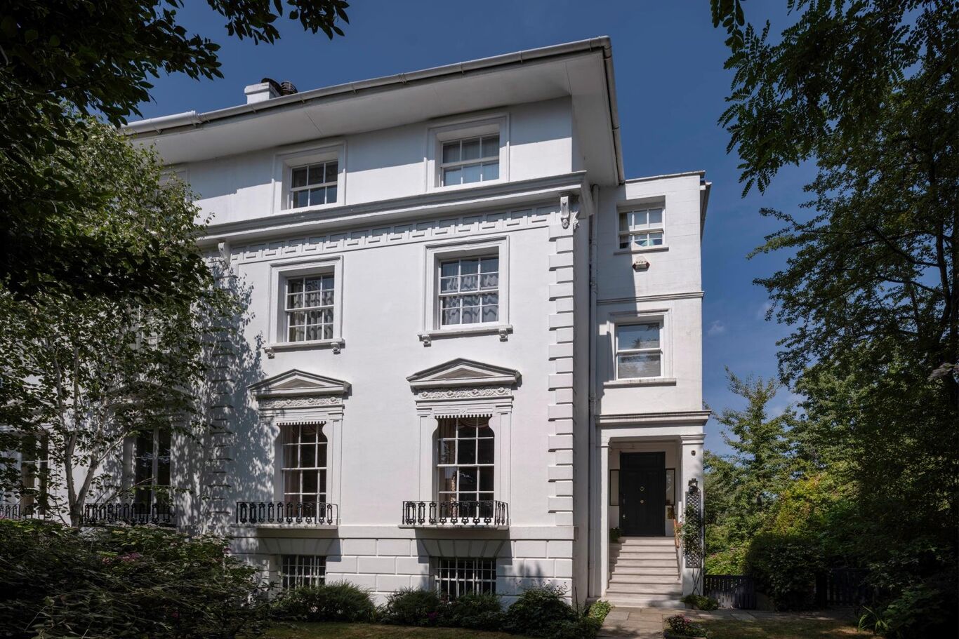 Image of Acacia Road, London NW8