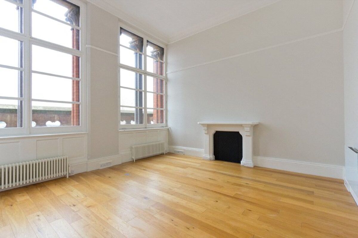 flat for sale in St Pancras Chambers, Euston Road, King's Cross, London ...