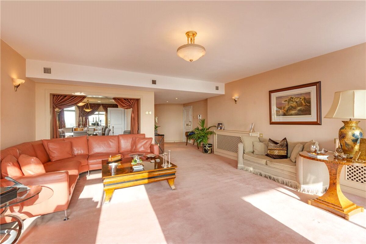 flat for sale in Consort Lodge, 34 Prince Albert Road, London, NW8 SJW140347 Knight Frank