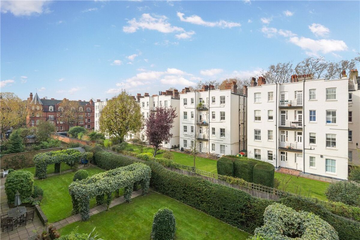 flat for sale in Elgin Mansions, Elgin Avenue, Maida Vale, London, W9