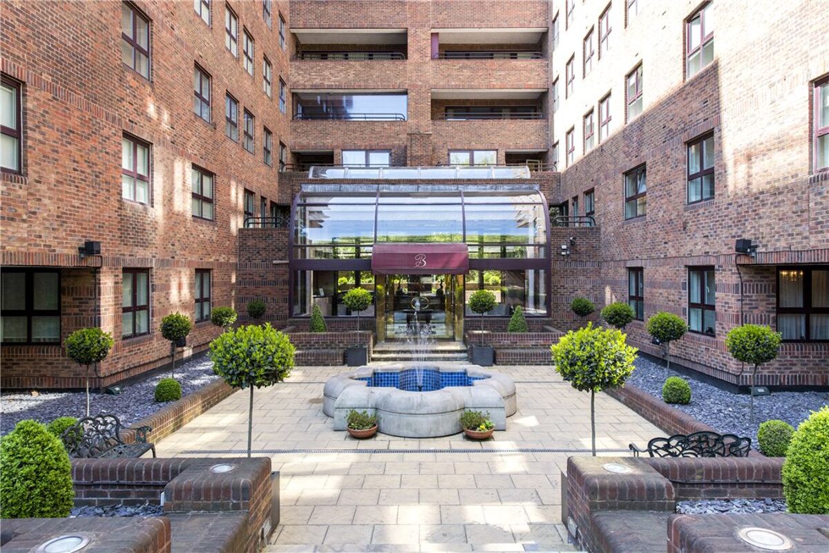 flat for sale in Beverly House, 133 Park Road, London, NW8 ...