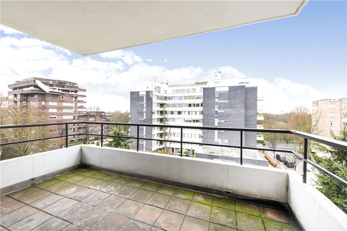 flat for sale in London House, 79 Avenue Road, London, NW8 SJW180075