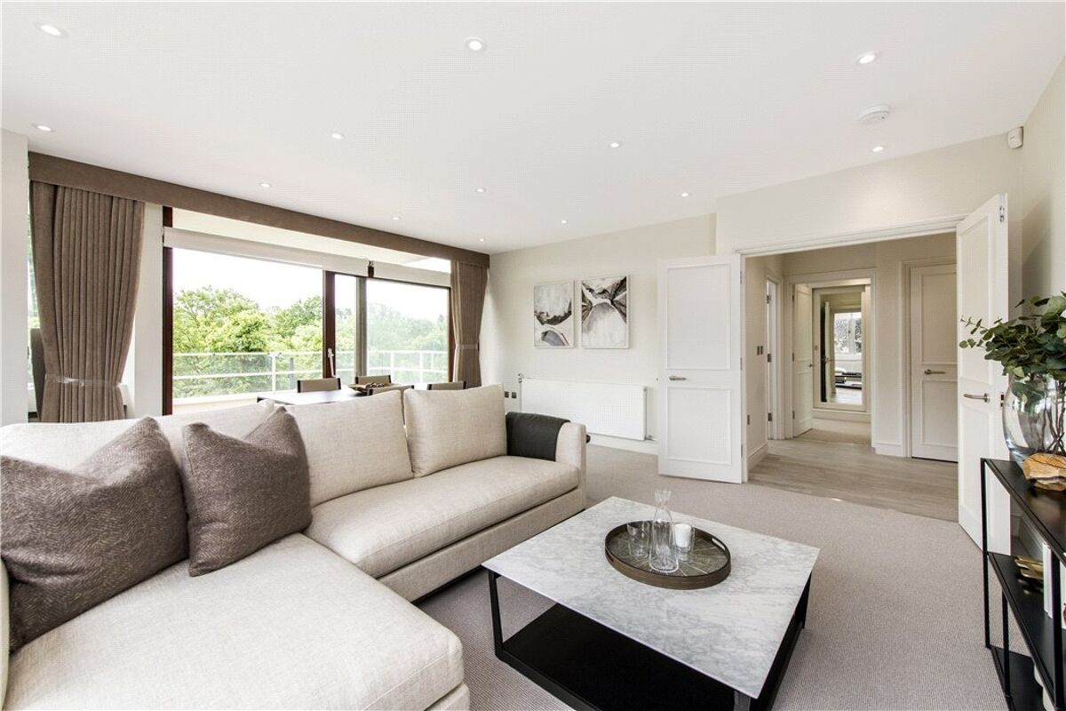 flat for sale in Imperial Court, 5556 Prince Albert Road, London, NW8