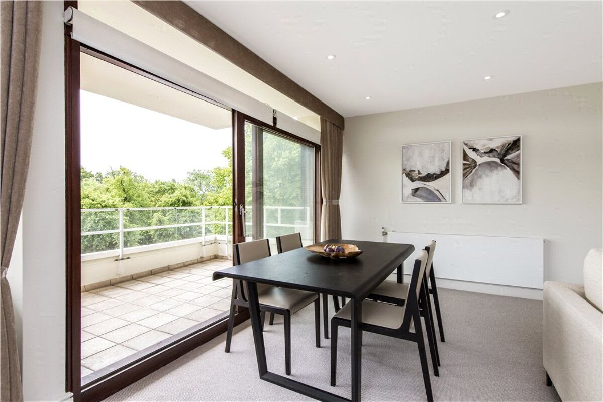 flat for sale in Imperial Court, 5556 Prince Albert Road, London, NW8