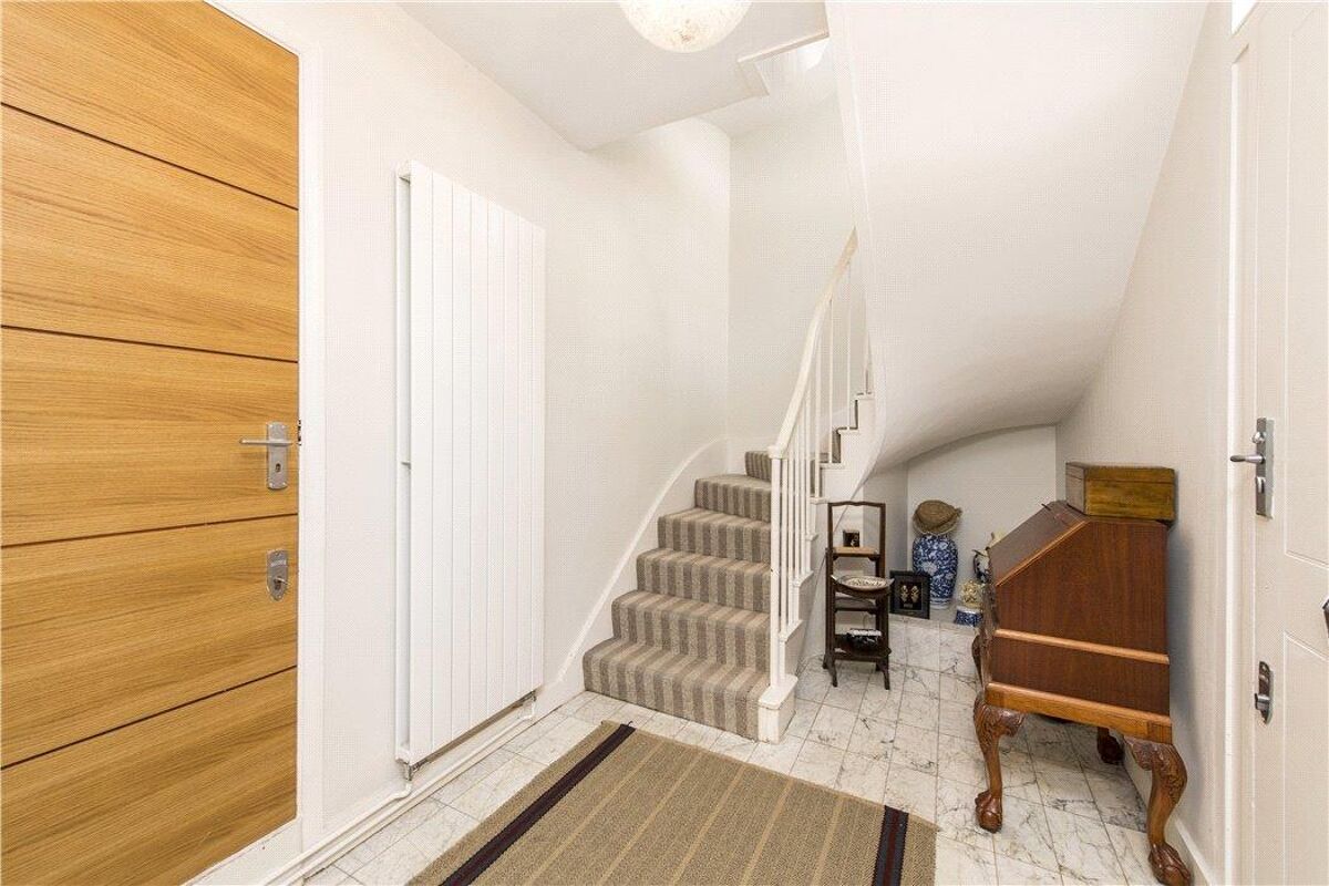 house for sale in Gloucester Gate Mews, London, NW1 SJW190169