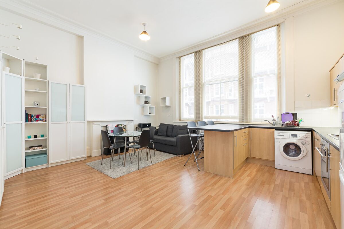 flat to rent in 66 Old Brompton Road, South Kensington, London, SW7