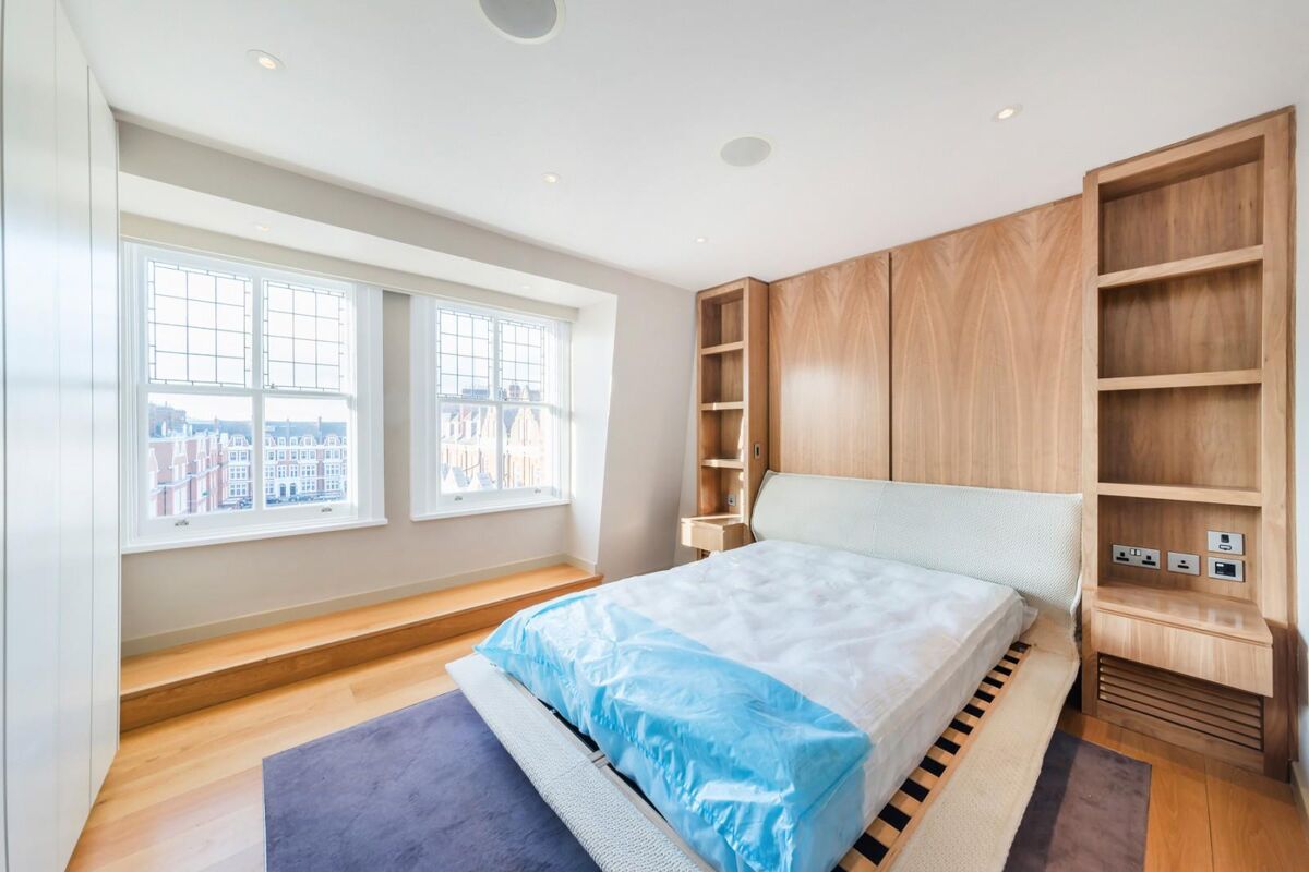flat to rent in Cranley Gardens, South Kensington, London, SW7