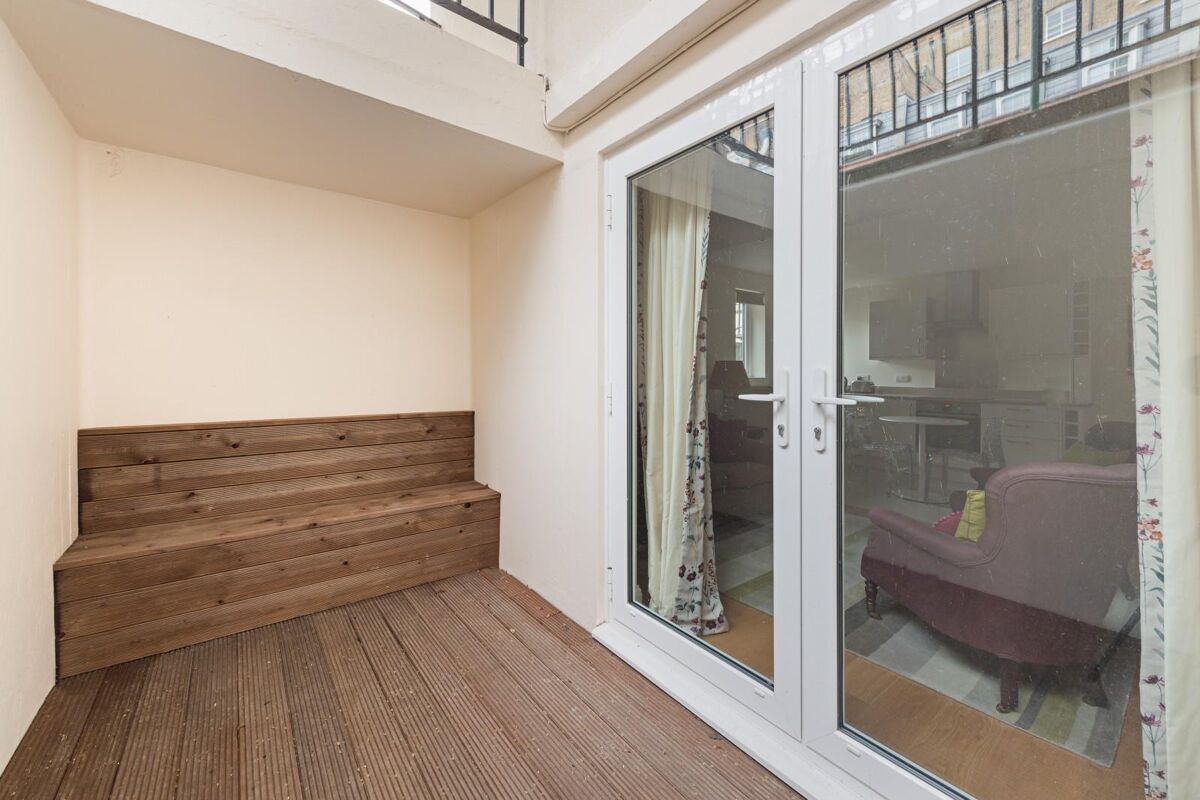 flat to rent in Derwent House, Stanhope Gardens, South Kensington