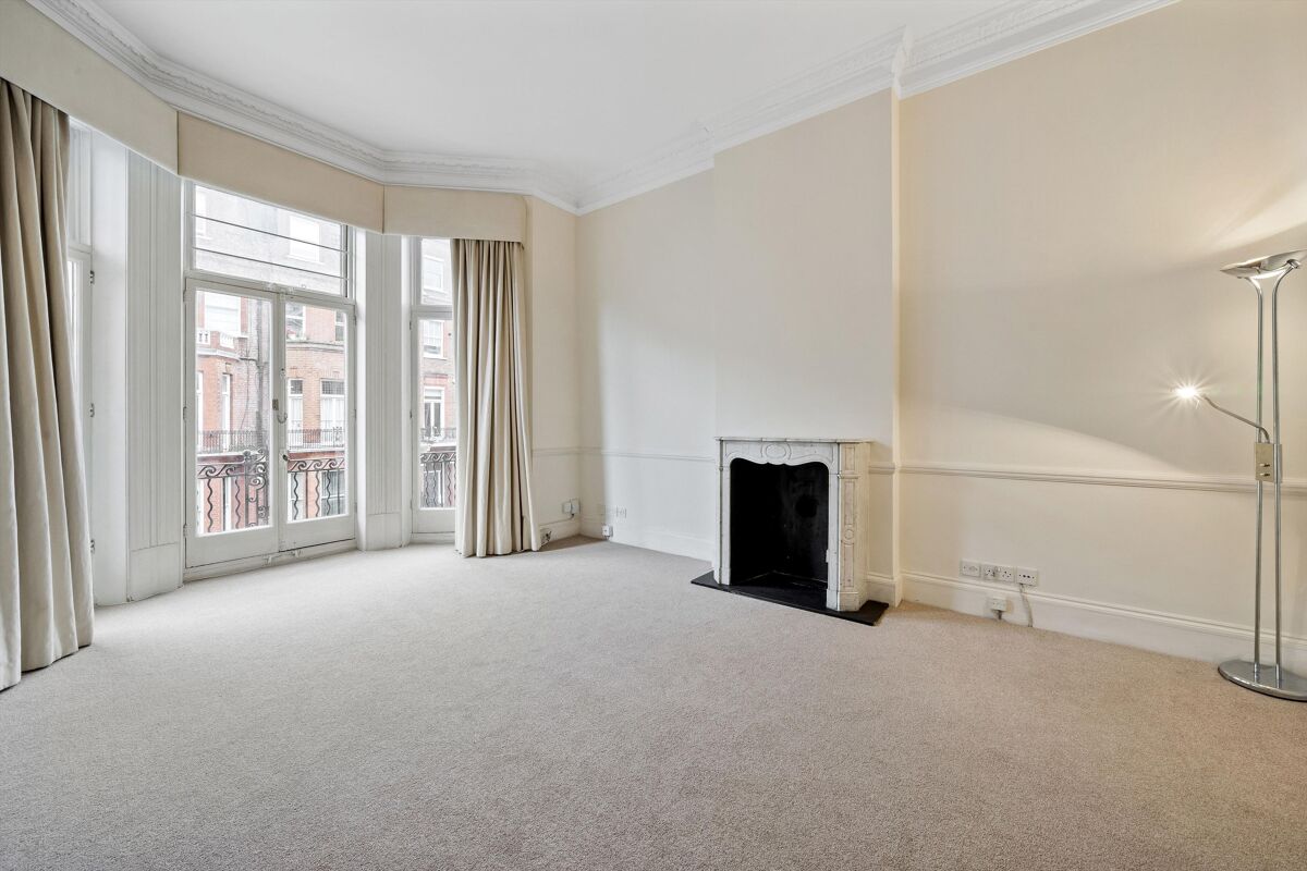 flat to rent in Rosary Gardens, South Kensington, London, SW7