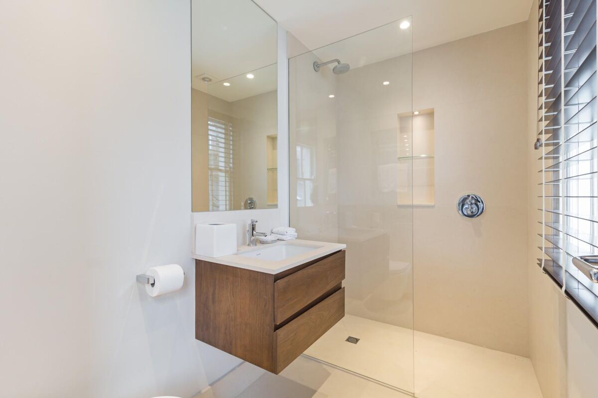 house to rent in Roland Way, South Kensington, London, SW7