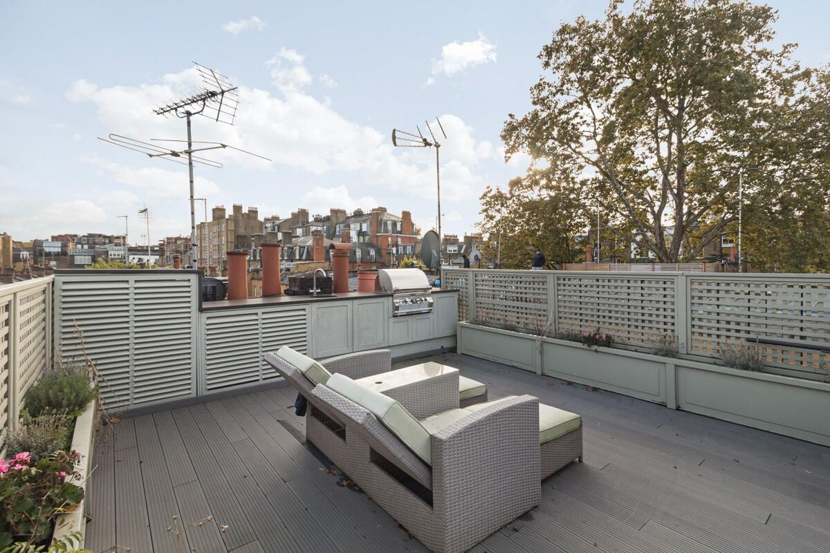 house to rent in Roland Way, South Kensington, London, SW7